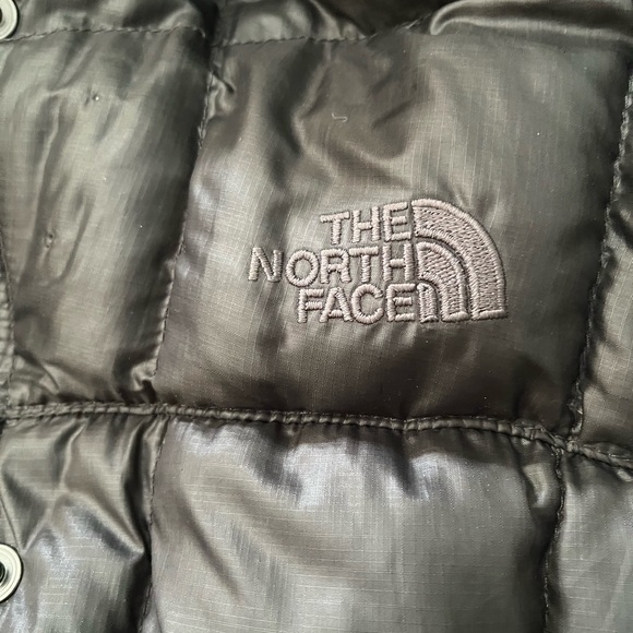 Northface gray coat Medium - Picture 3 of 6